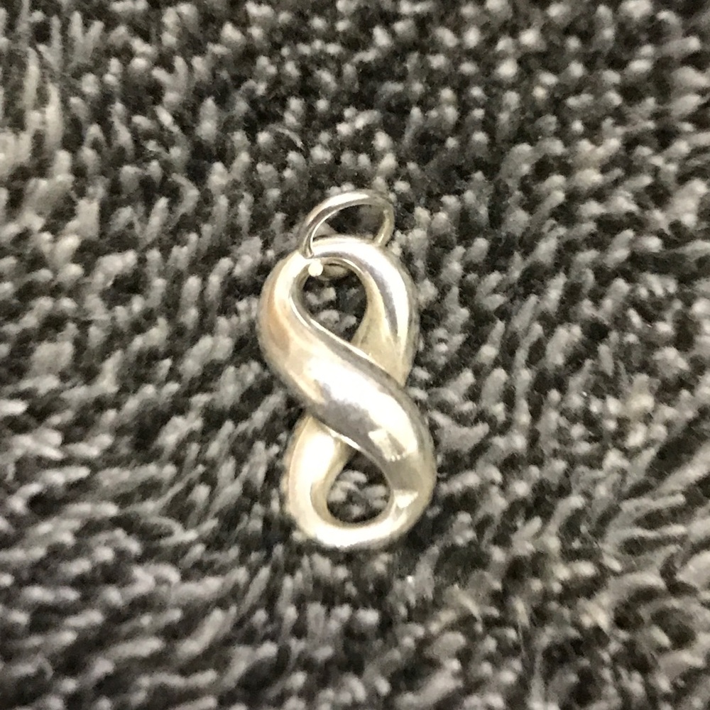 Infinity 8 Symbol Charm
